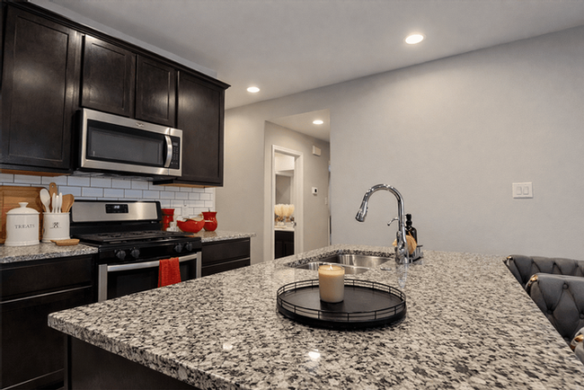 1502 Ashford Bend Ln #NA - Photo 2 of 19