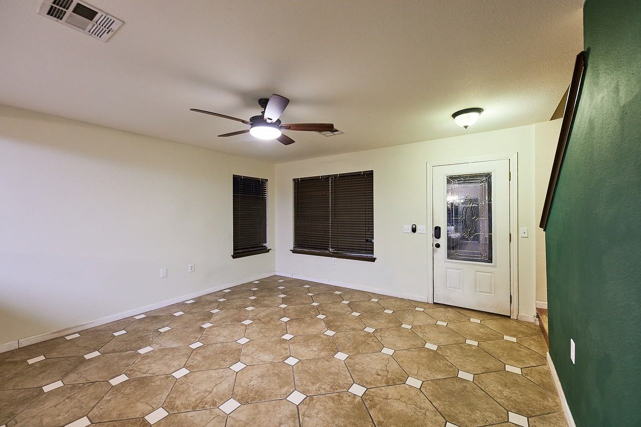 7205 Alegre Pass #NA - Photo 7 of 30