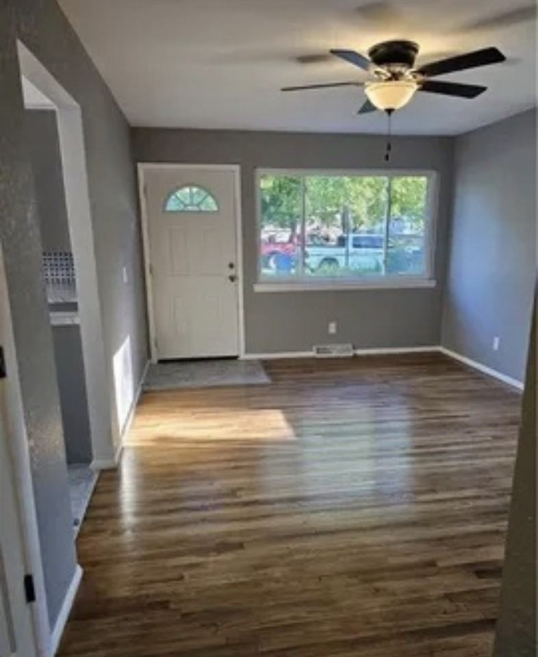 1205 Liberty St #NA - Photo 2 of 5