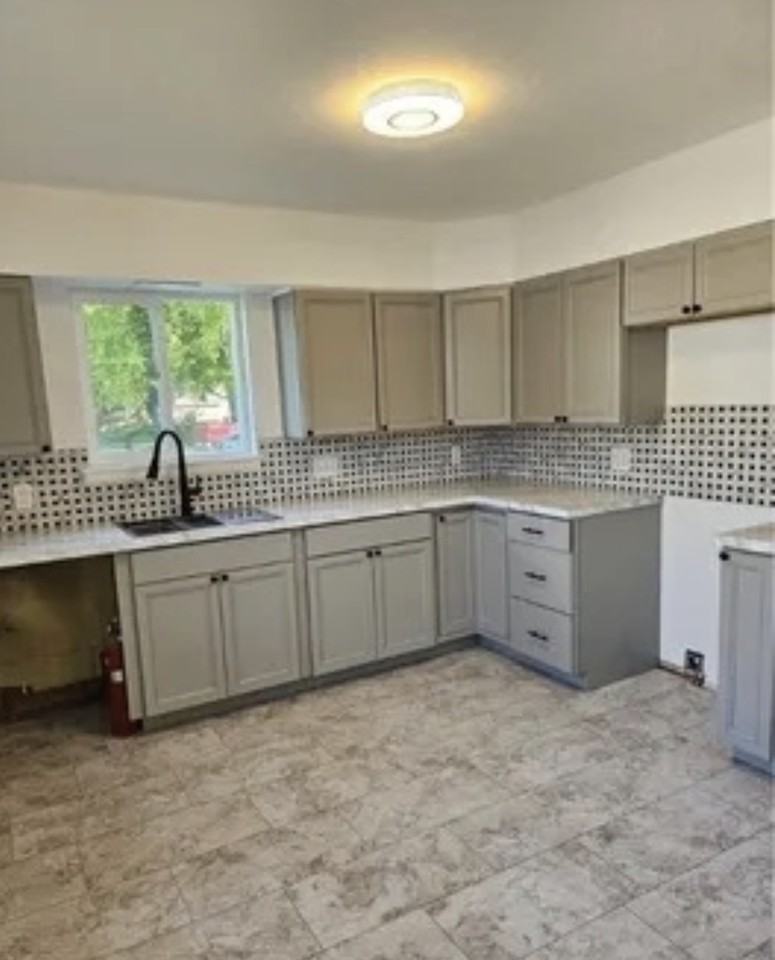 1205 Liberty St #NA - Photo 3 of 5