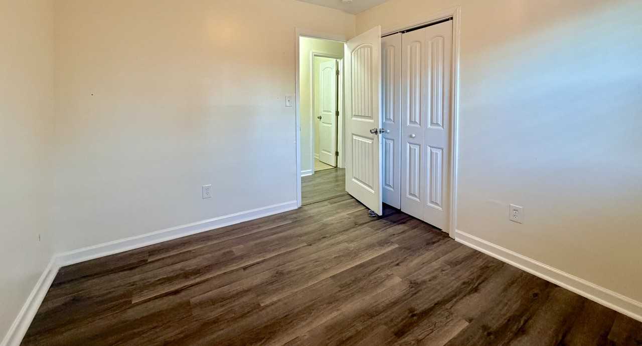 101 Holly Rd #NA - Photo 7 of 13