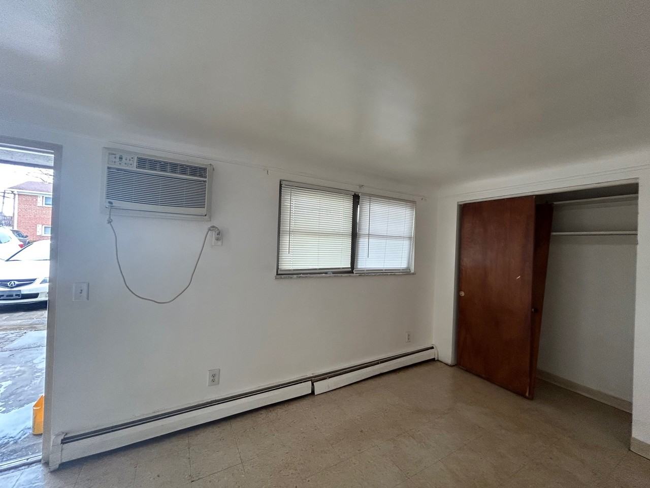 9334 Reading Rd #23 - Photo 4 of 4