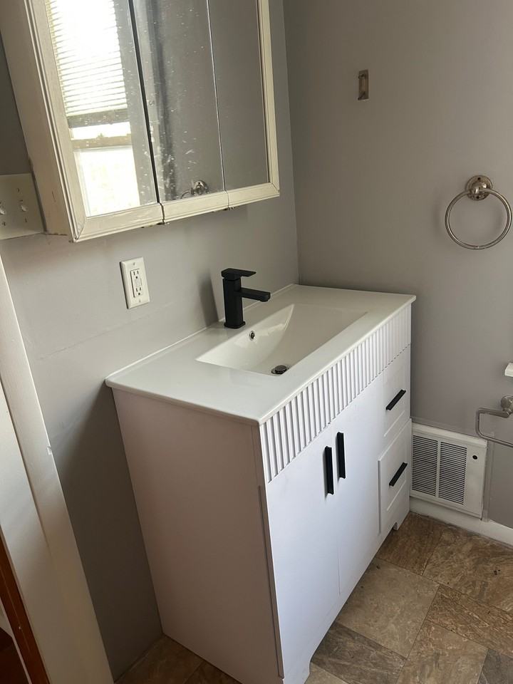 315 E Garrison St #2 - Photo 4 of 6