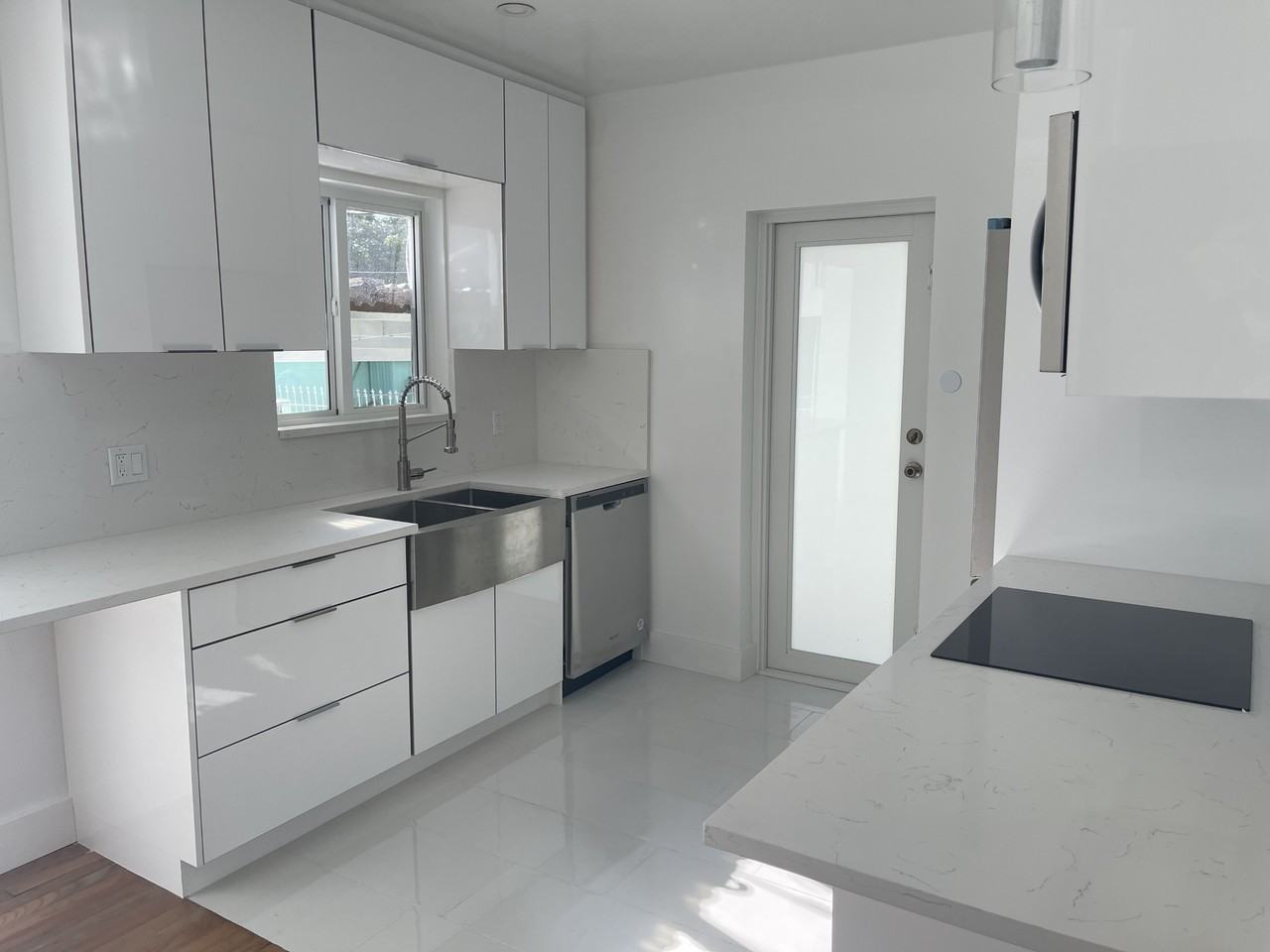 2000 Sw 17th St #NA - Photo 2 of 13