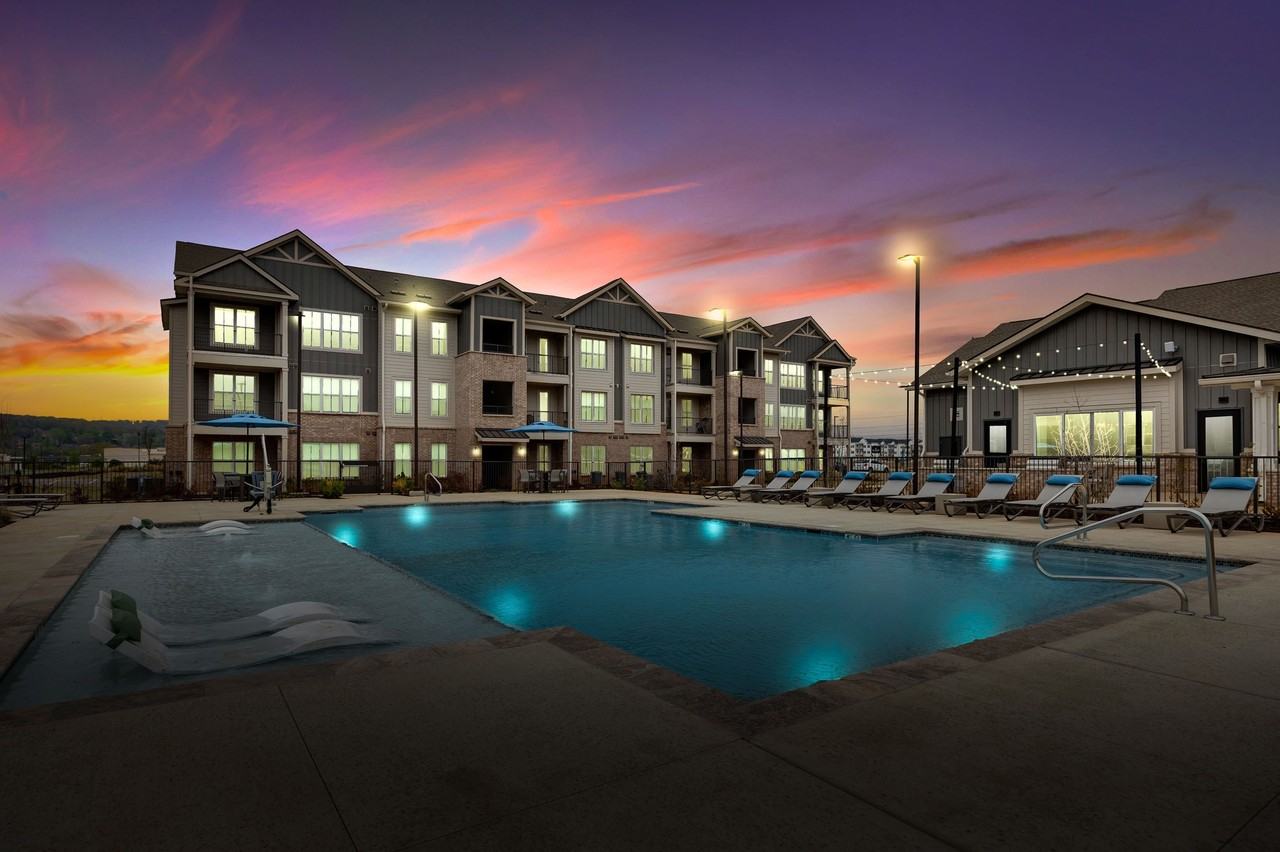 Highfield Madison - Photo 2 of 41