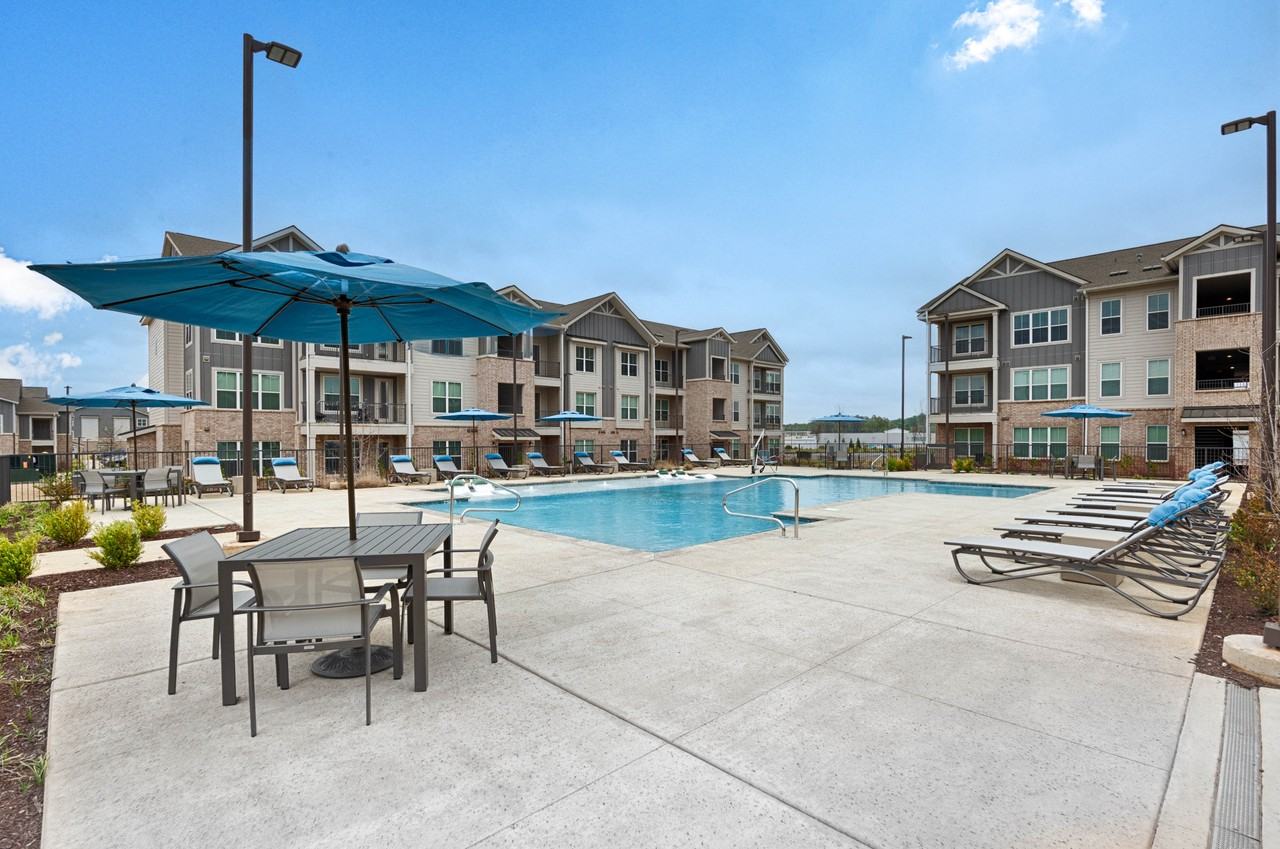 Highfield Madison - Photo 4 of 41