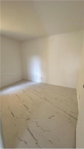 2221 S Sherman Cir #304 - Photo 5 of 8