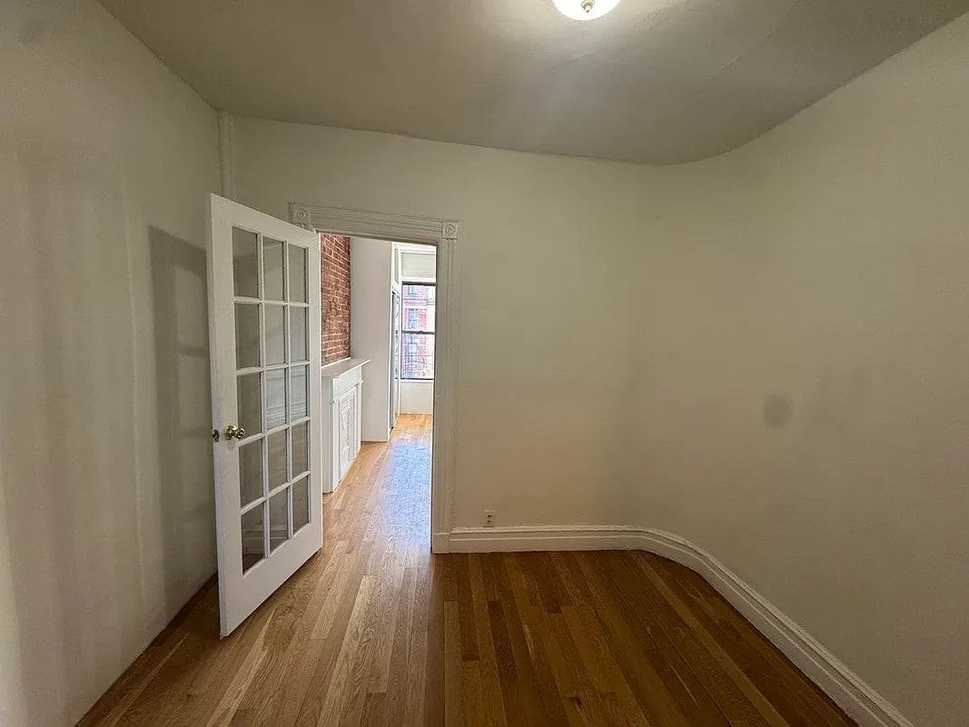 792 9th Ave #4FS - Photo 3 of 7