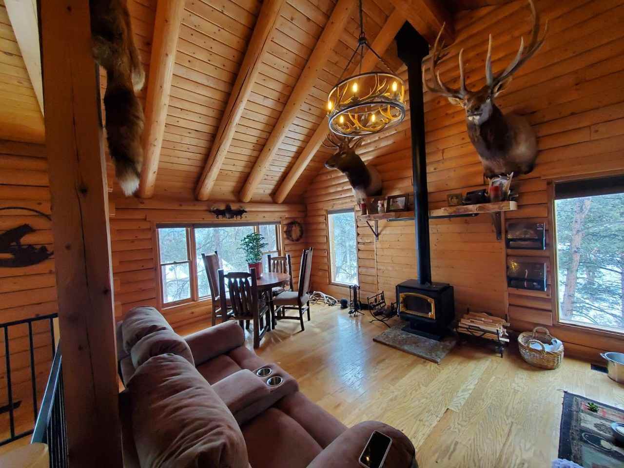 260 Sun Ridge Ct - Photo 4 of 14