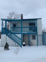 featured image of 5716 Calumet Ave #4