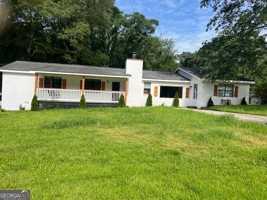 featured image of 8 Melissa Cir