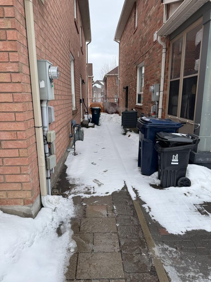 17 Millcar Dr - Photo 2 of 15