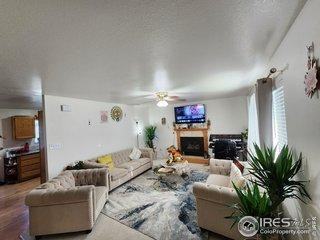 1324 Dawes St - Photo 2 of 19