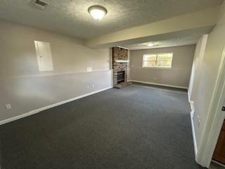 407 Bertha Way - Photo 6 of 37