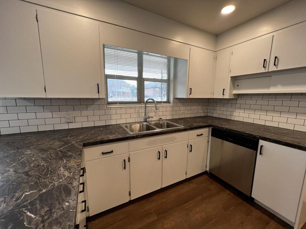 91 N 400 W - Photo 5 of 23