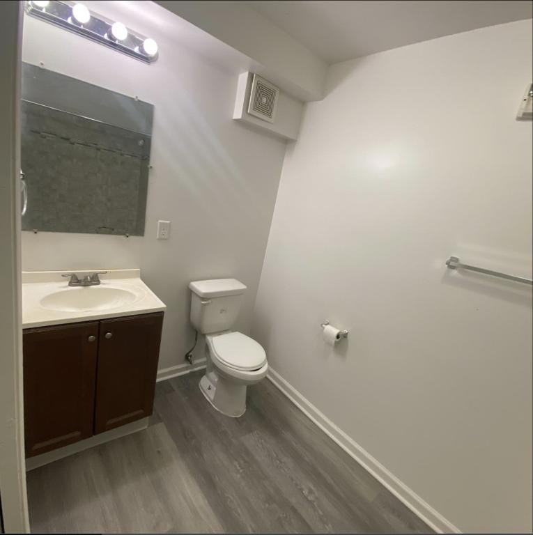 2501 24th St - Photo 4 of 7