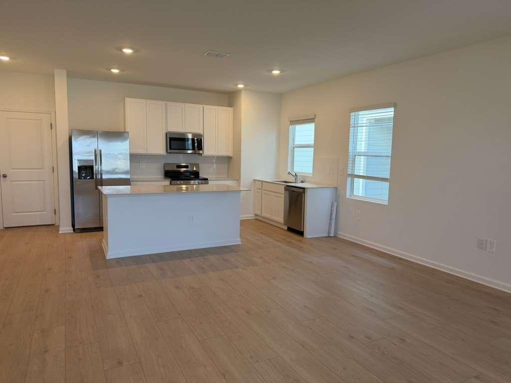 5195 Loyalty Dr - Photo 6 of 20