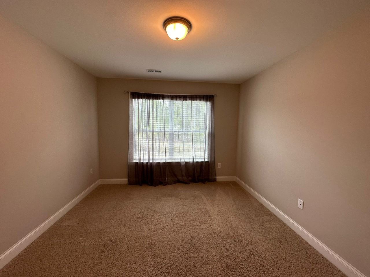 680 Barneswyck Dr #1 - Photo 3 of 36