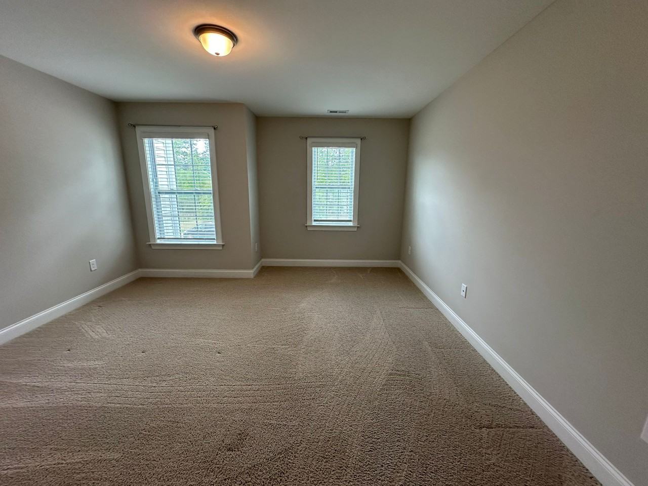 680 Barneswyck Dr #1 - Photo 5 of 36