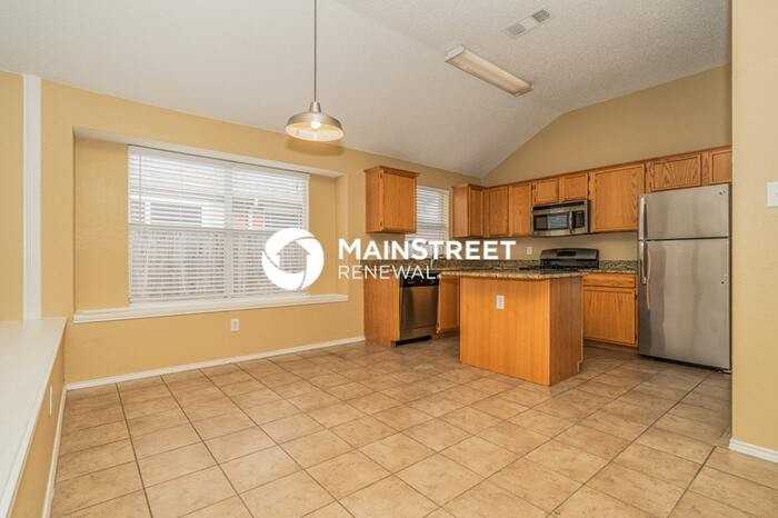 5416 Royal Birkdale Dr - Photo 6 of 16