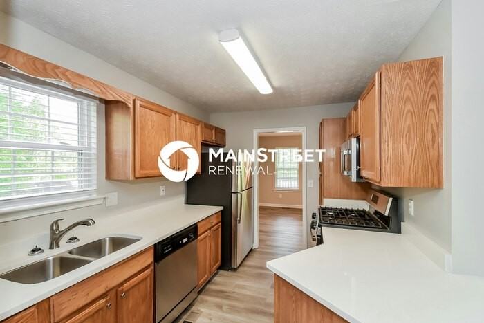 273 Lenox Ct - Photo 7 of 18