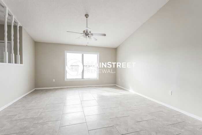 604 Basingstoke Ct - Photo 3 of 13