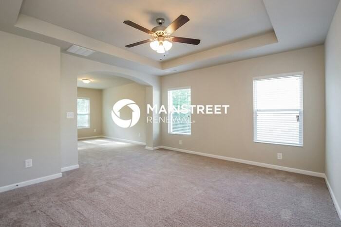 213 W Bridge Park - Photo 4 of 15