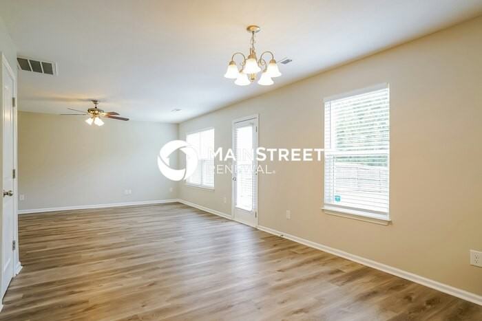 4006 Glennstone Dr - Photo 5 of 17