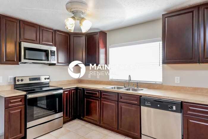 1637 Pintail Ct - Photo 5 of 16