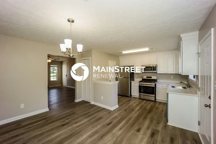 252 Windemere Way - Photo 6 of 16