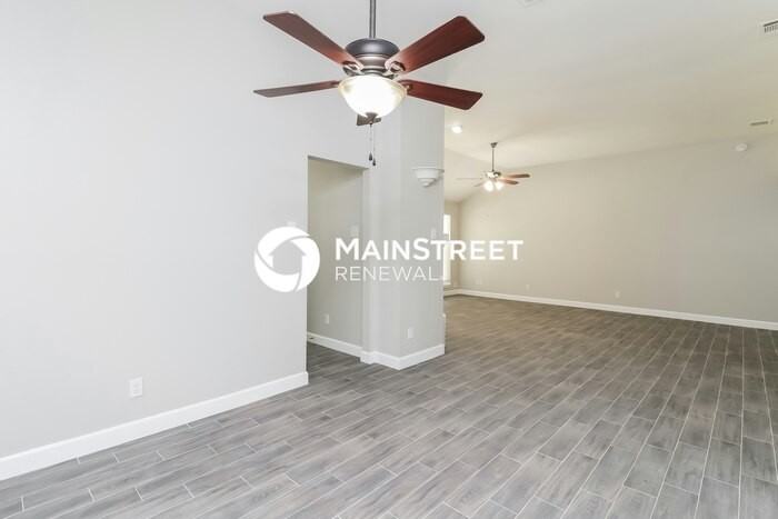 4003 Bradley Ln - Photo 6 of 16