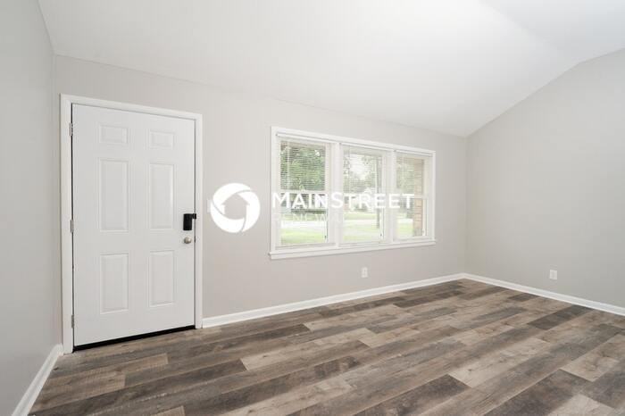 9210 Omar Khayyam Blvd - Photo 5 of 16