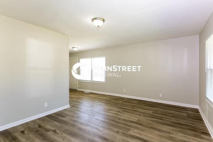 4507 Thrush Dr - Photo 4 of 16