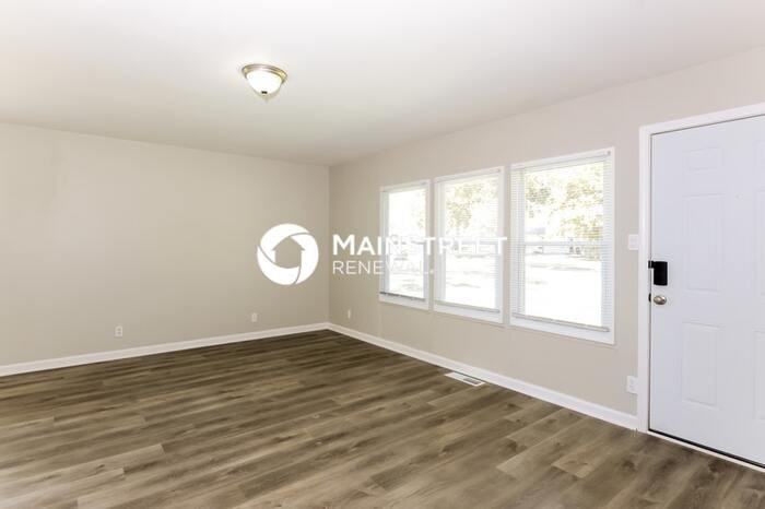 4507 Thrush Dr - Photo 5 of 16