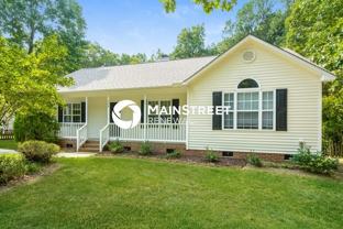 304 Kingsbrook Cir - Photo 1 of 1