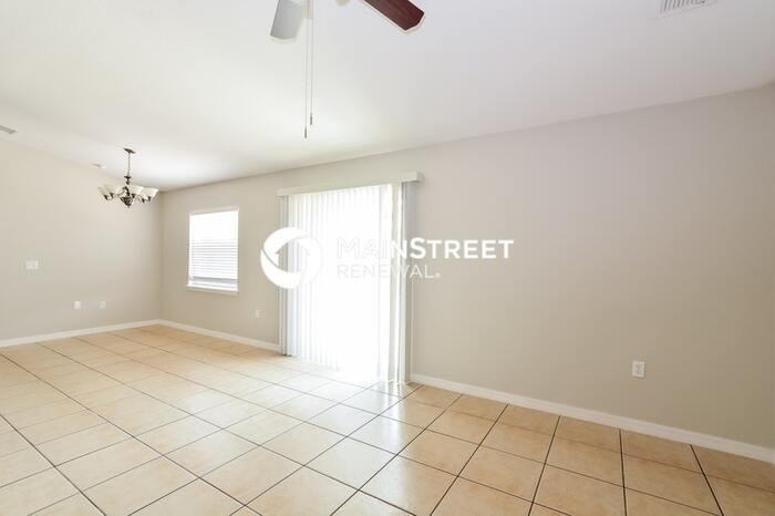 339 Puffer Ct - Photo 4 of 16