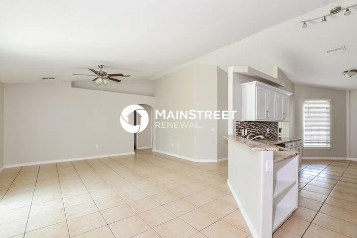 339 Puffer Ct - Photo 5 of 16