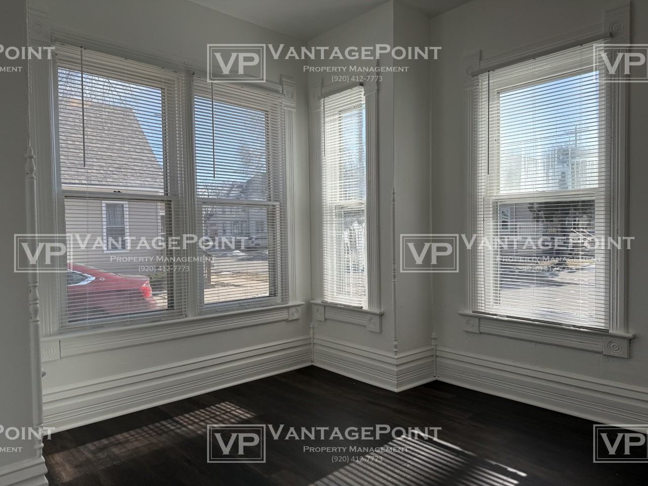 131 S Ashland Ave - Photo 5 of 17