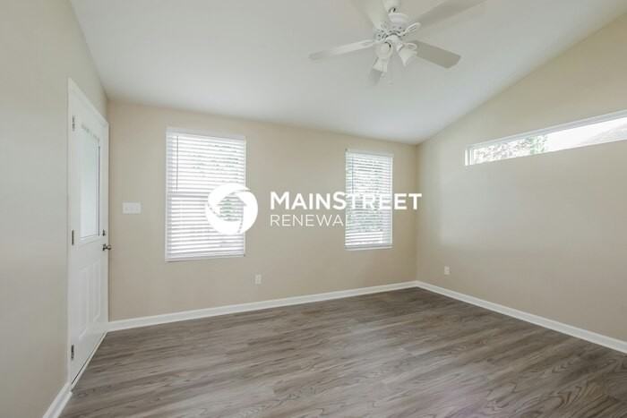 15189 Tracy Beth Rd - Photo 6 of 17