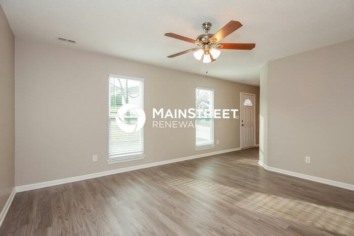 1539 Jeffrey Bryan Dr - Photo 4 of 17