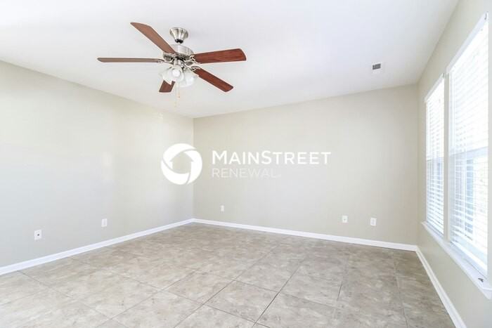 5788 Misty Hill Cir - Photo 3 of 17