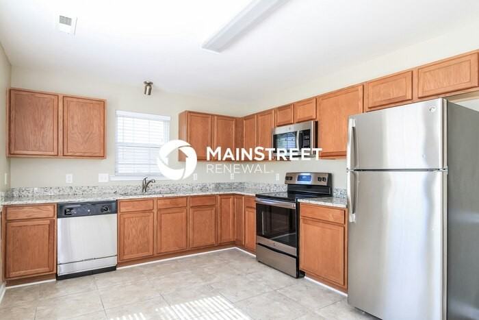 5788 Misty Hill Cir - Photo 5 of 17