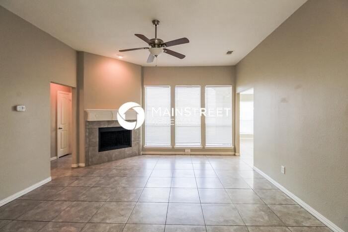 217 Timber Dr - Photo 3 of 16