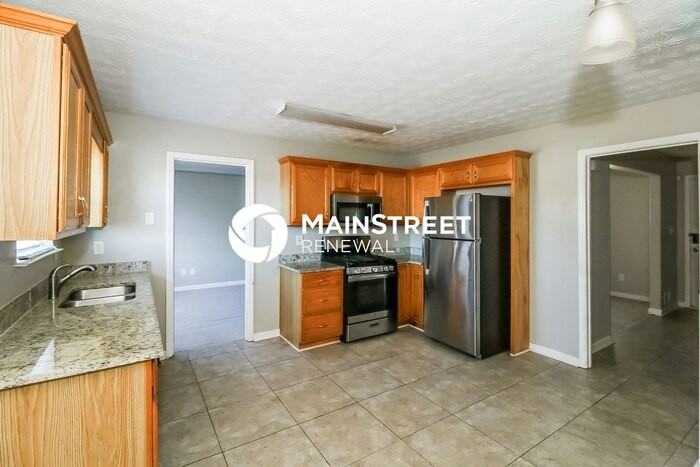 519 Trinity Trl - Photo 4 of 16