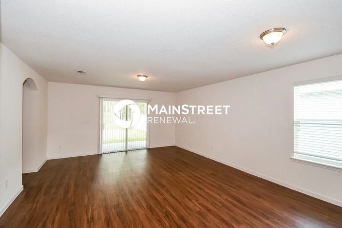 77090 Crosscut Way - Photo 3 of 16