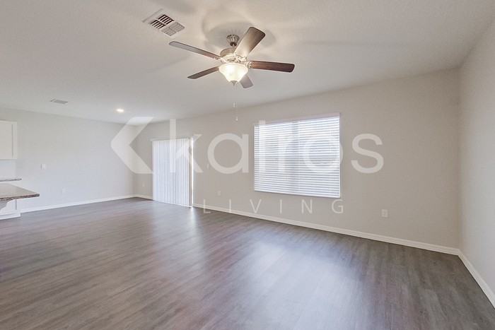 32161 Katelin Cir - Photo 2 of 28