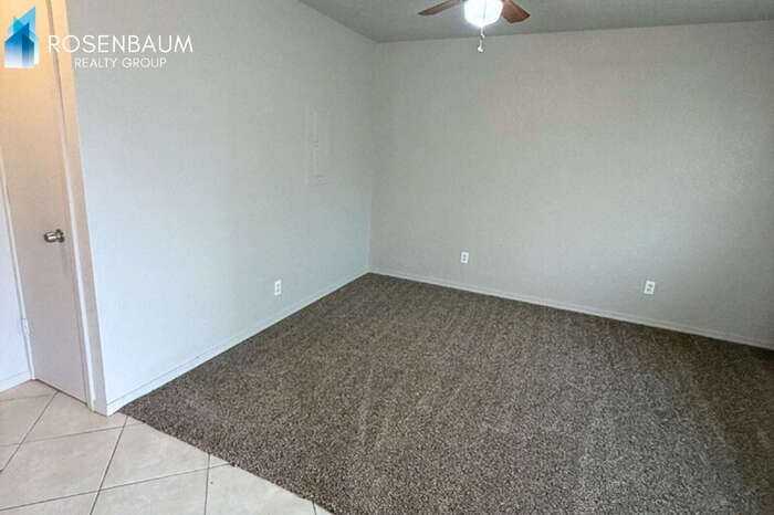 1702 W Shangri La Rd #2 - Photo 3 of 11