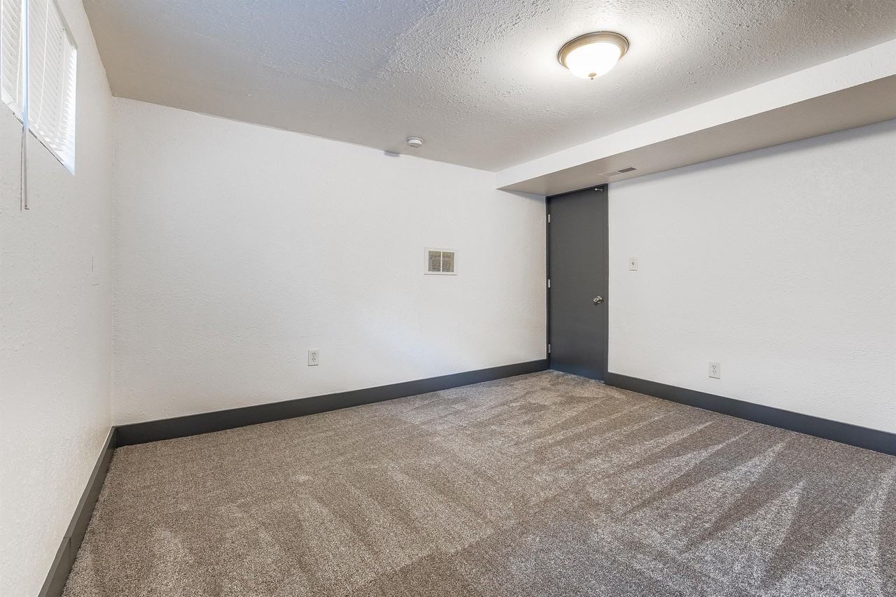 27031 128th Pl Se #4 - Photo 2 of 15