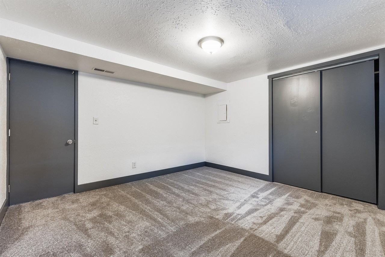 27031 128th Pl Se #4 - Photo 3 of 15