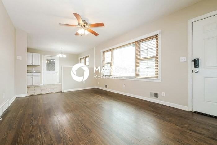 4806 Vermont Ave - Photo 2 of 19